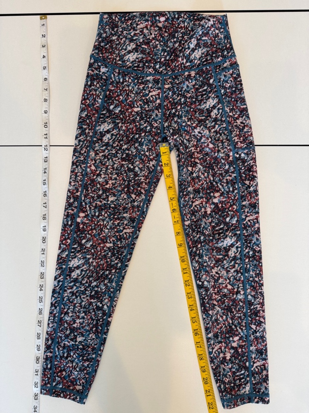 Sweaty Betty Girls Navy, Pink & White Abstract Print Leggings